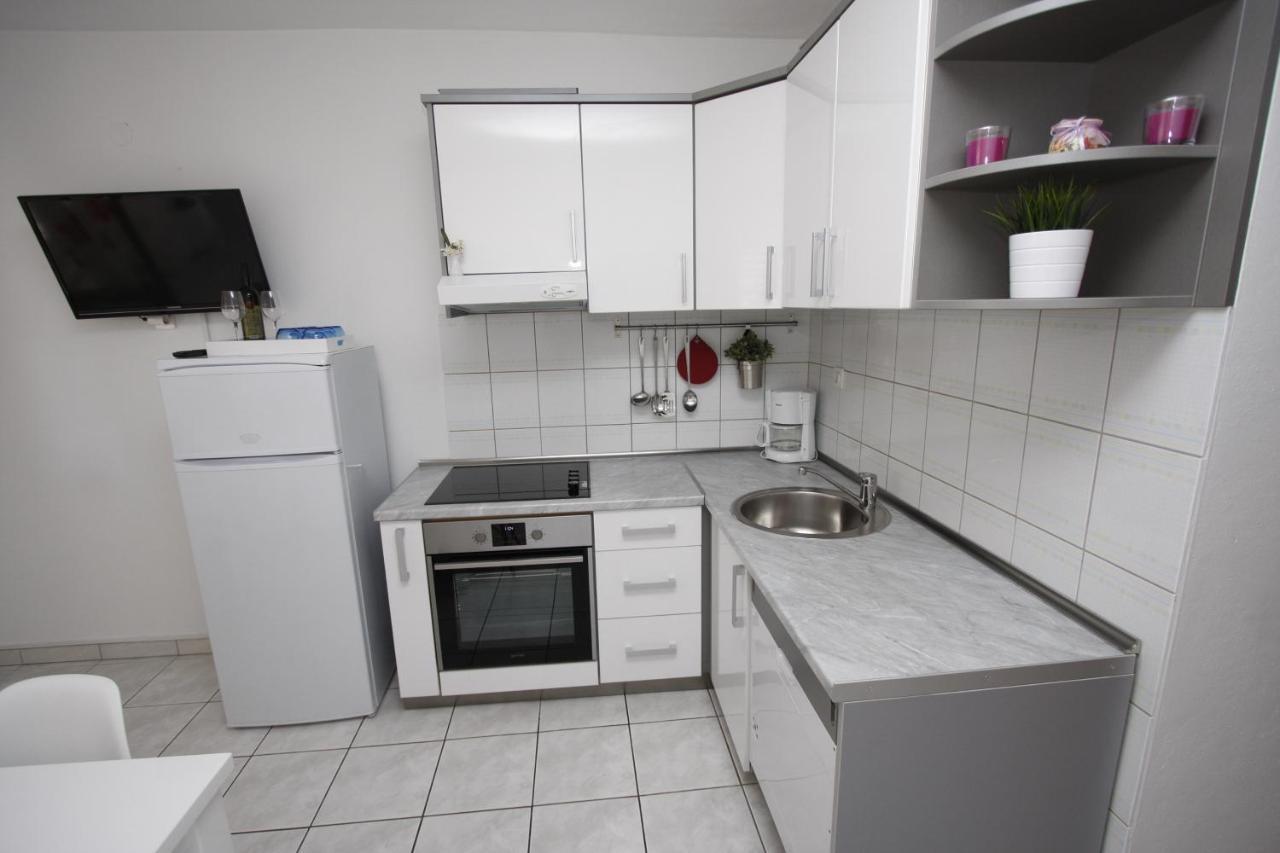 Apartments Galic Makarska Esterno foto