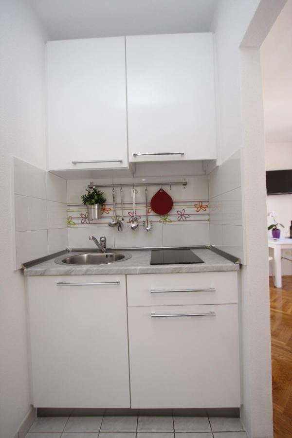 Apartments Galic Makarska Esterno foto