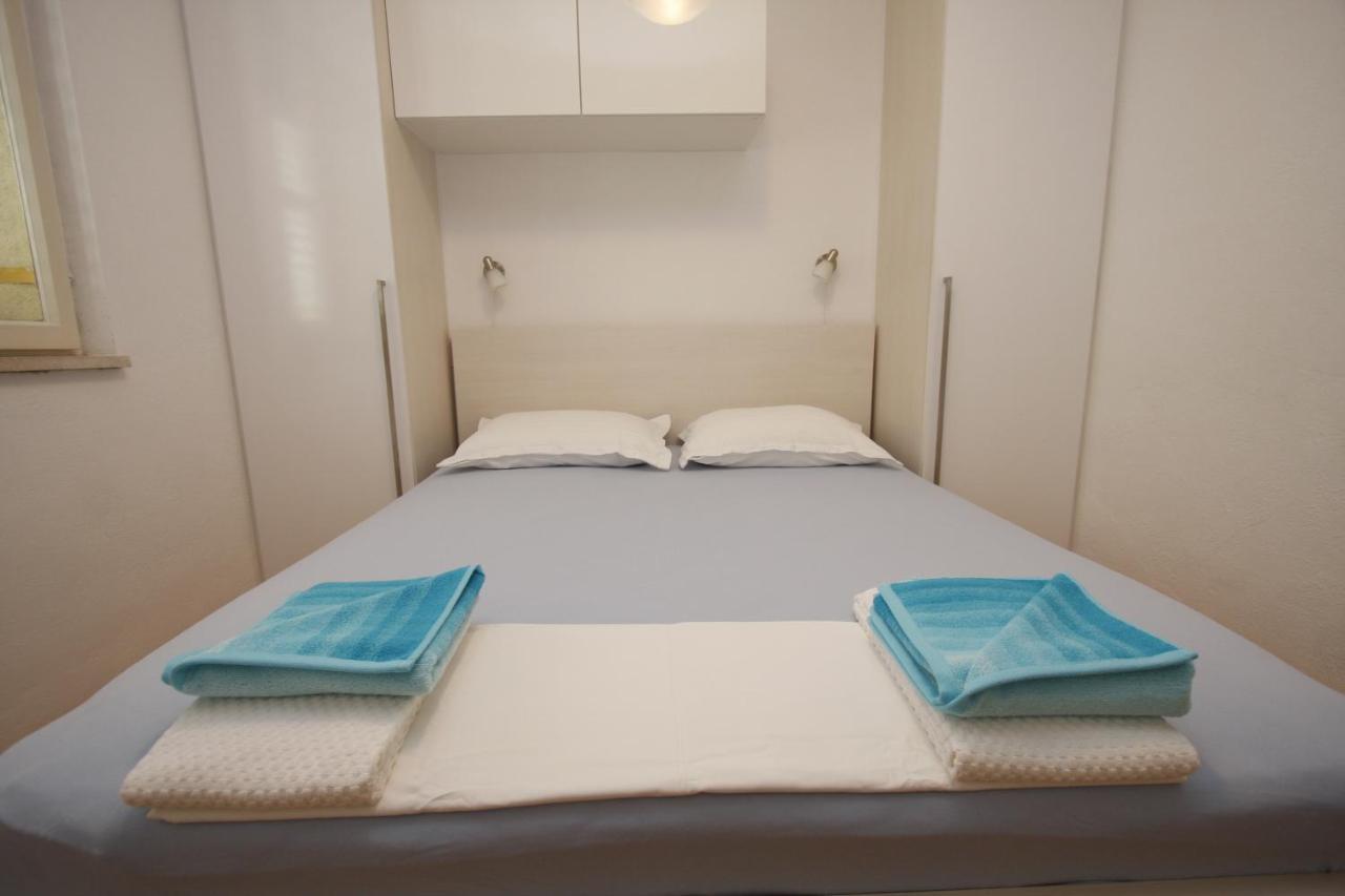 Apartments Galic Makarska Esterno foto