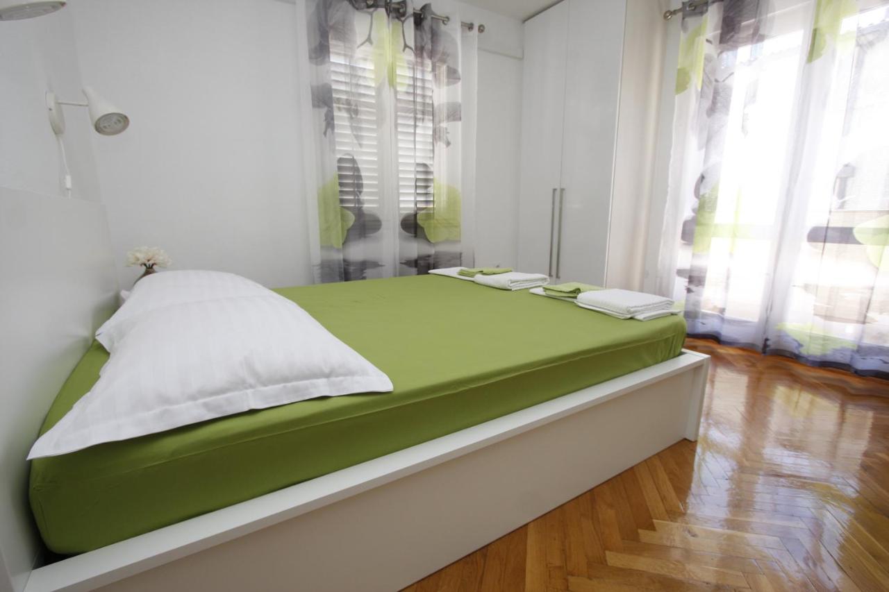 Apartments Galic Makarska Esterno foto